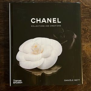 chanel coffee book